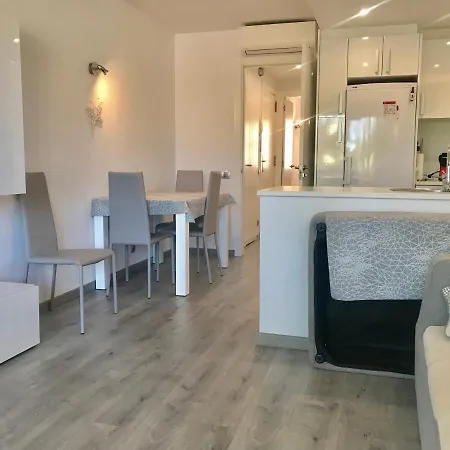 Port Mar Apartament *